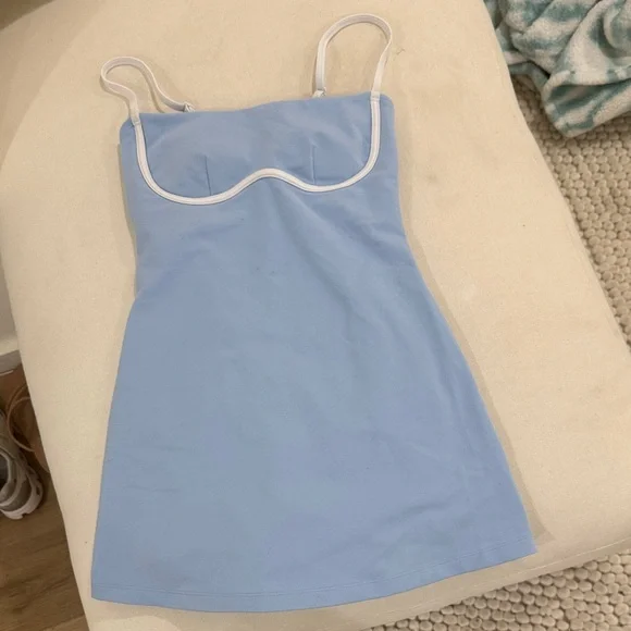 ALO Yoga Airbrush Streamlined Dress - Picture 4 of 5